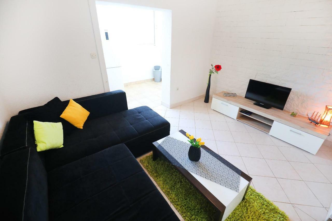 Apartments Savar - Ilo Brbinj Esterno foto
