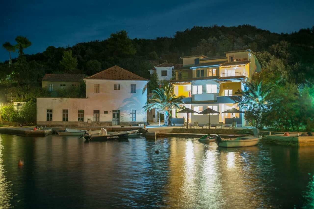 Apartments Savar - Ilo Brbinj Esterno foto