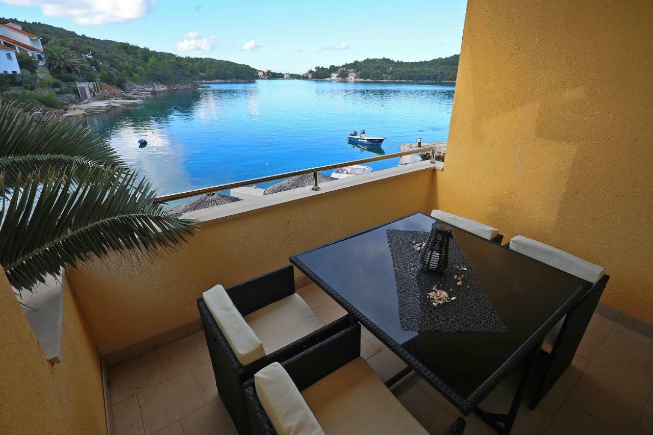 Apartments Savar - Ilo Brbinj Esterno foto